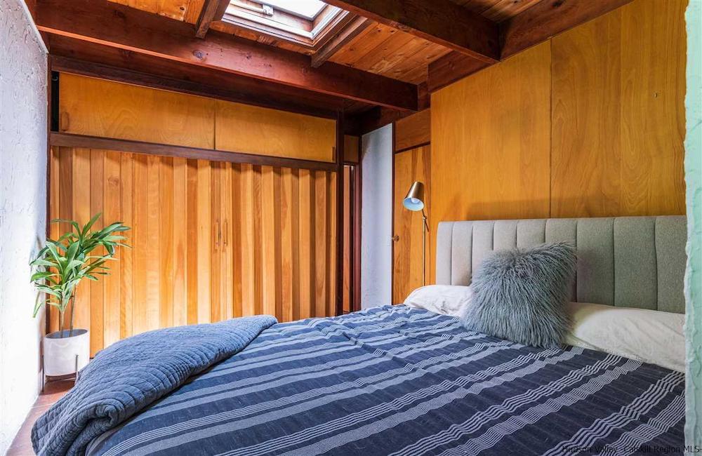 Mid-Century home | bedroom with skylight