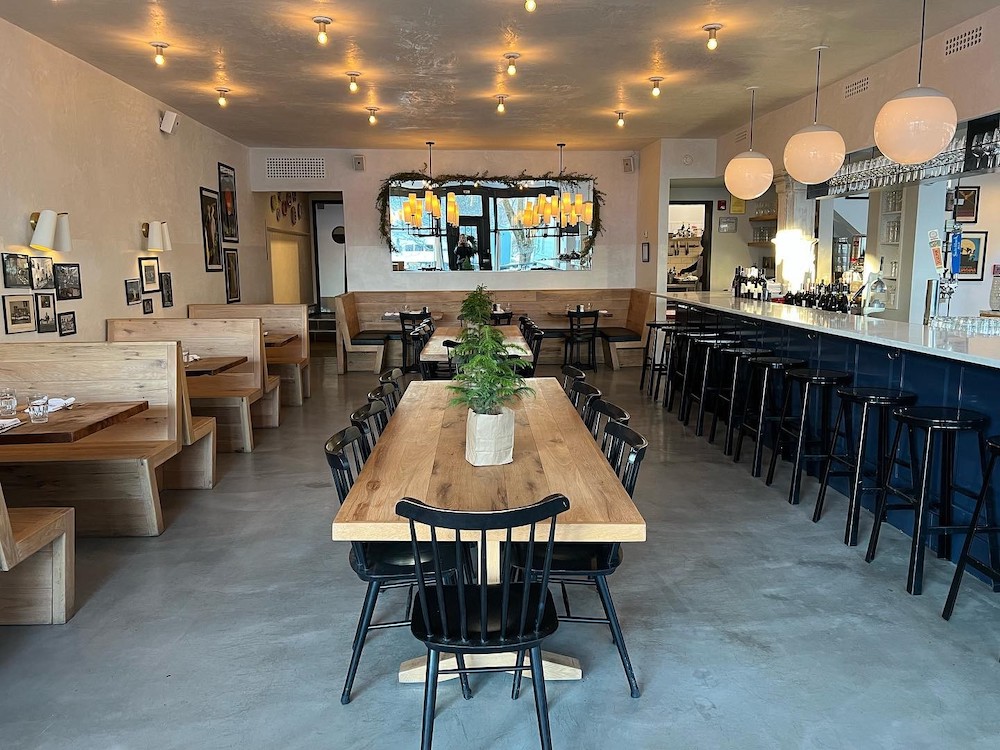 photo of the dining room