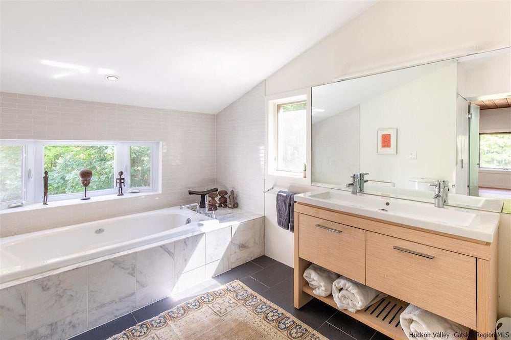 HAR 15 Tatra Ridge Rd Woodstock NY