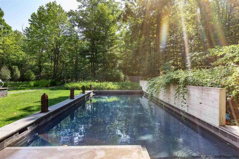 HAR 15 Tatra Ridge Rd Woodstock NY