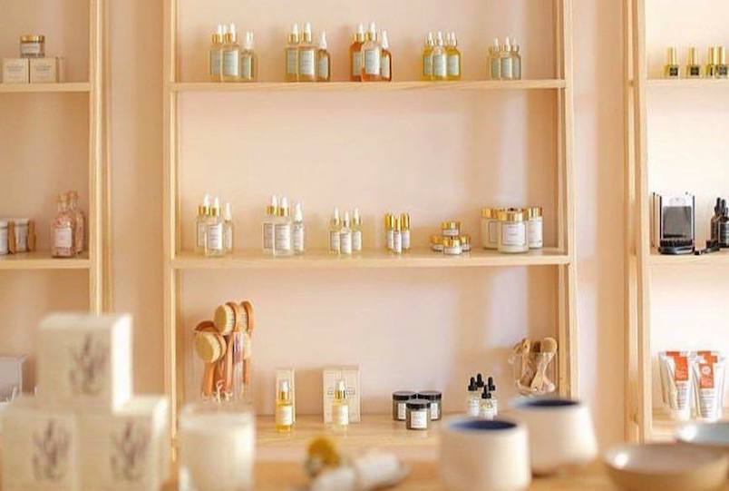 flora beauty salon in kingston ny
