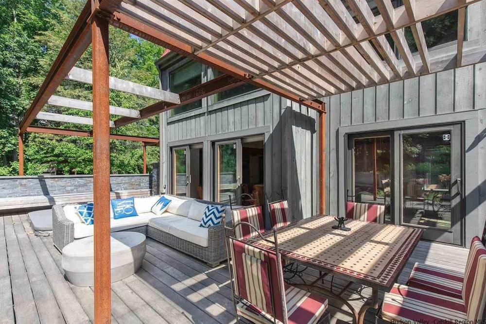 Featured Real Estate Woodstock NY Luxury Home