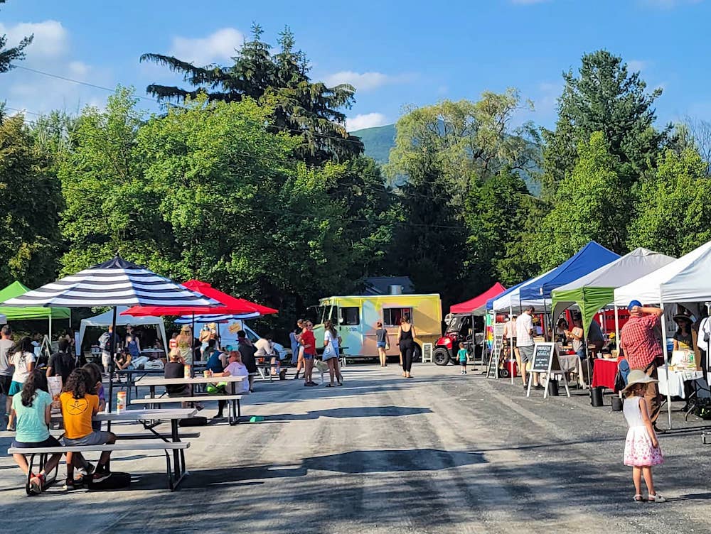 A sunny day at the Woodstock NY Farmers Market