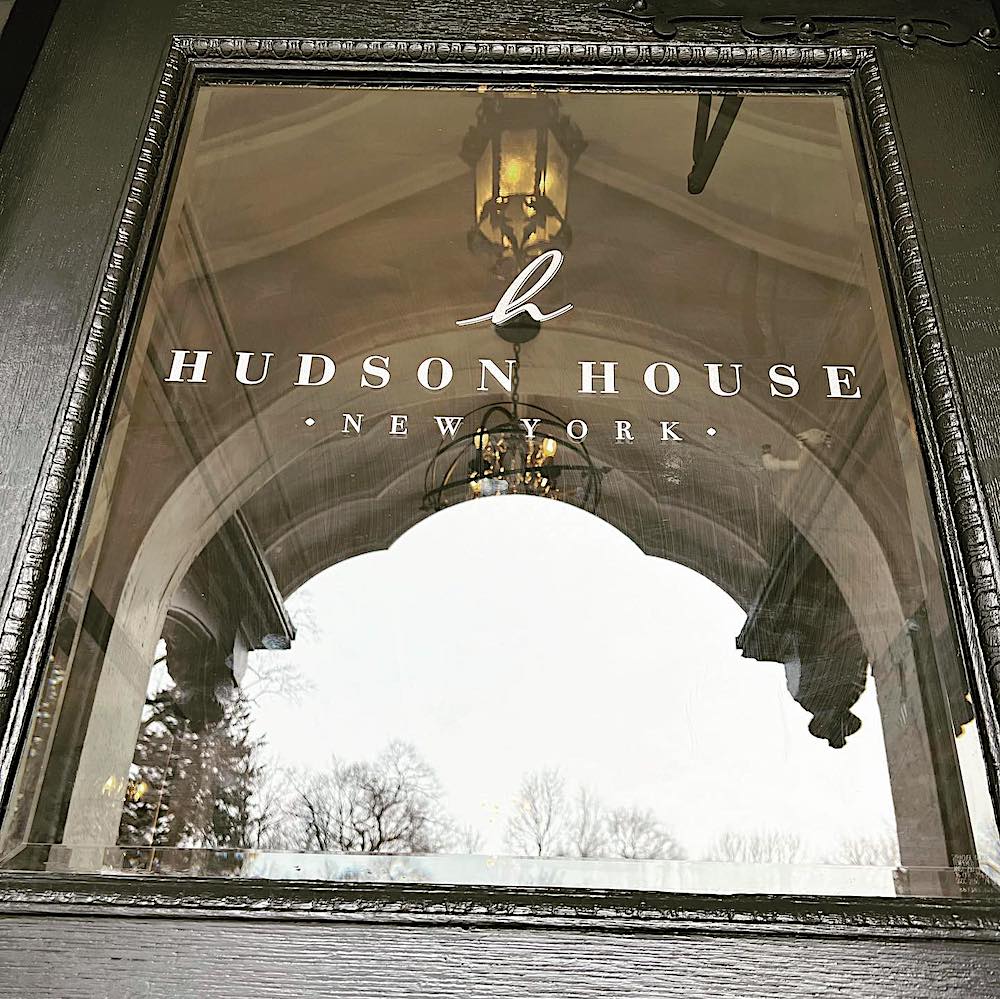 hudson house ny logo in mirror