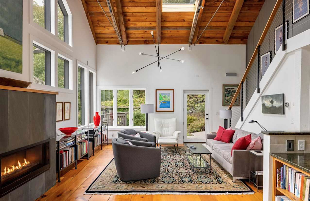 Inside+Out Editor's Real Estate Pick