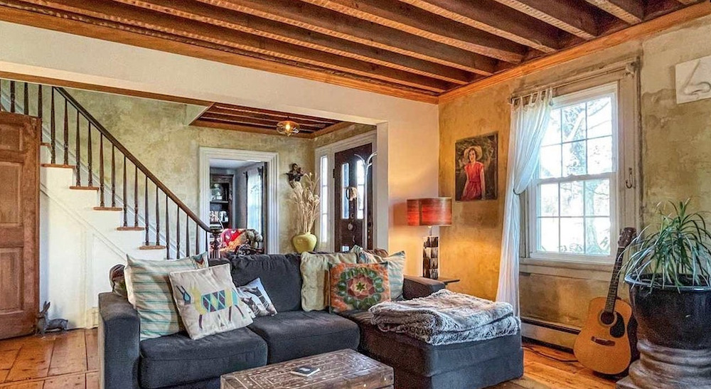 living area in Gardiner Luxury Farmhouse