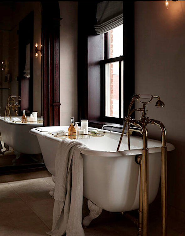 The Maker Hotel luxurious bath