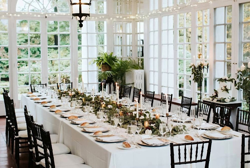 wedding table setting in the CV Rich Mansion in White Plains NY