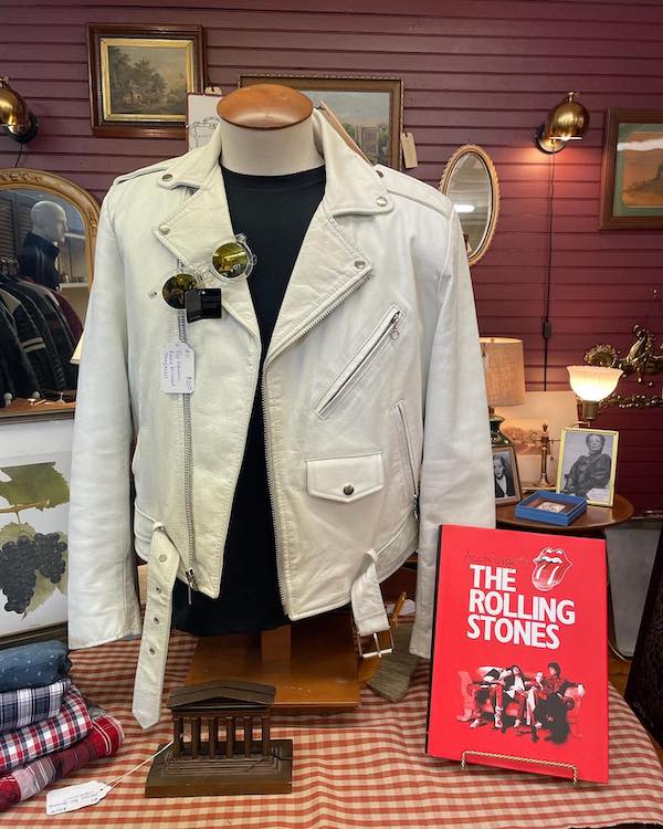 Millbrook Antiques Center in Millbrook NY