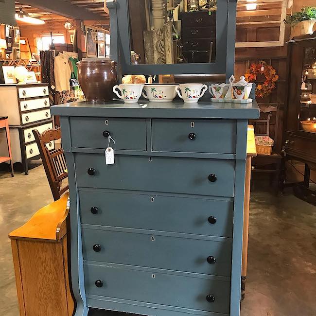 Antiques Barn at Water Street Market in New Platz NY