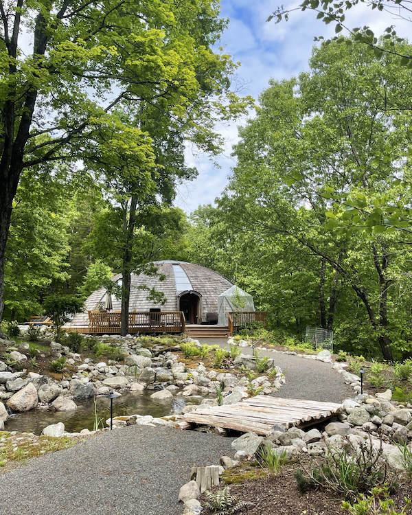 Round Houses and structures in the Hudson Valley
