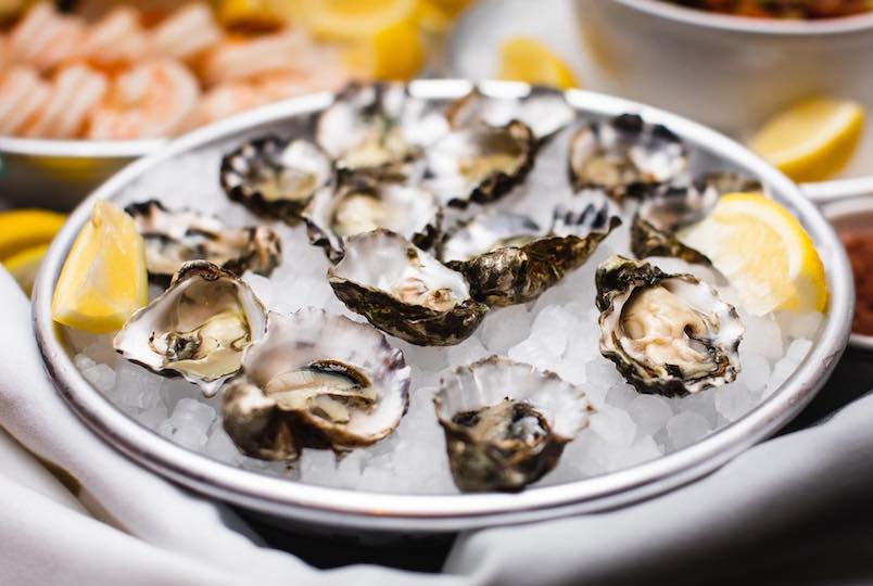 Oyster + Clam Bar at the Bruynswick Inn in Wallkill NY