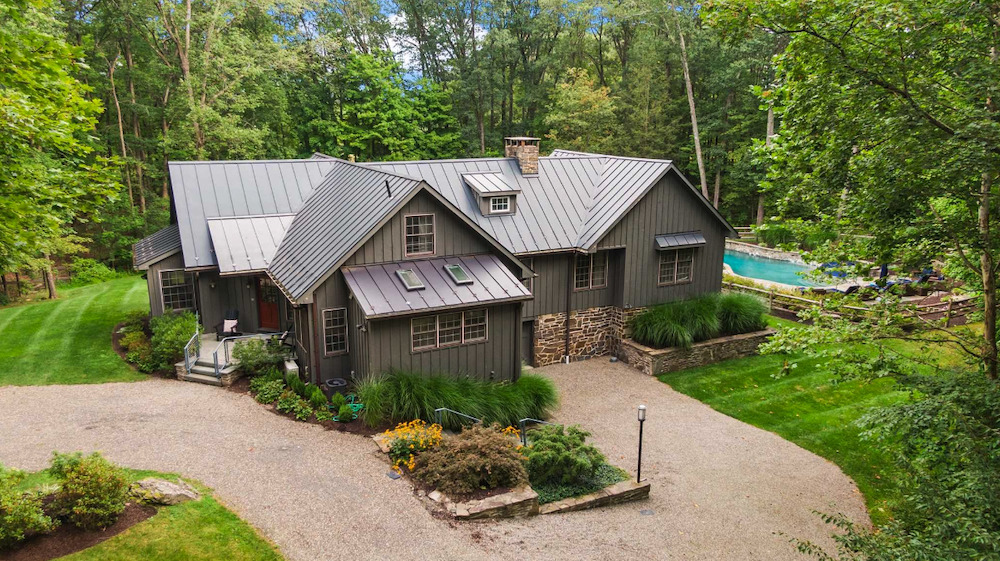 119 Russell Ave Rhinecliff, NY listed by PATRICIA KARR SEABROOK of Berkshire Hathaway HomeServices